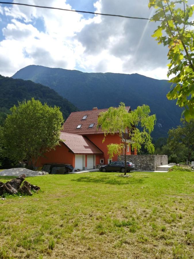 Villa Pocitniska Hisa Nad Soco Bovec Exterior foto